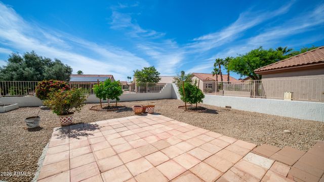 23116 N DRIFTER Way, Sun City West, AZ 85375