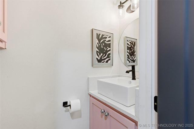 3701 S Canton Avenue, Tulsa, OK 74135