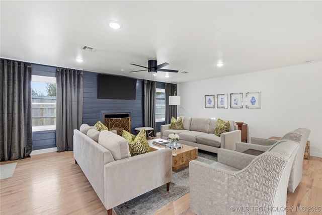 3701 S Canton Avenue, Tulsa, OK 74135