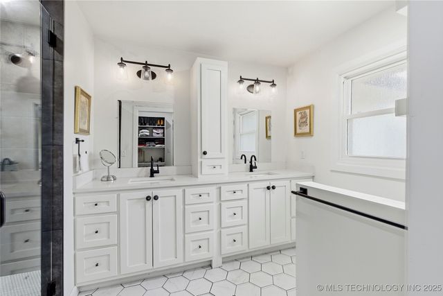 3701 S Canton Avenue, Tulsa, OK 74135