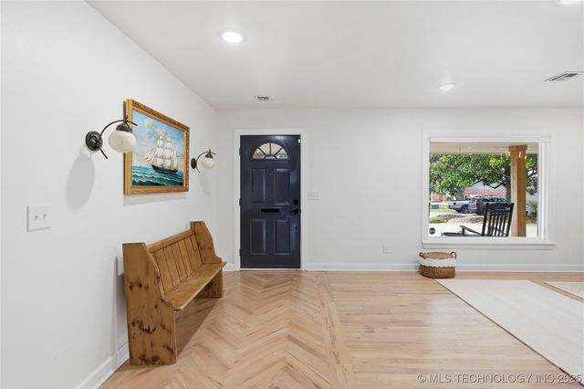 3701 S Canton Avenue, Tulsa, OK 74135