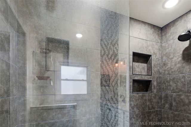 3701 S Canton Avenue, Tulsa, OK 74135