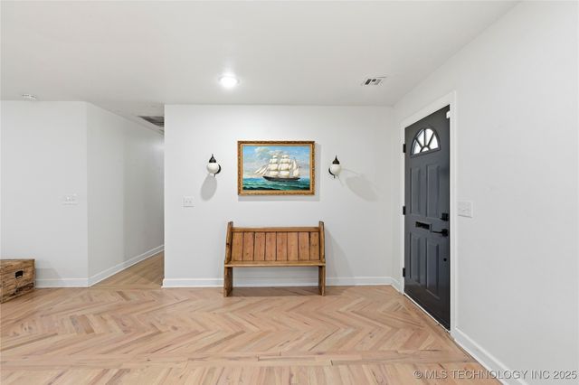 3701 S Canton Avenue, Tulsa, OK 74135