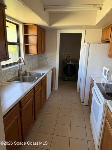 450 Columbus Street, Sebastian, FL 32958
