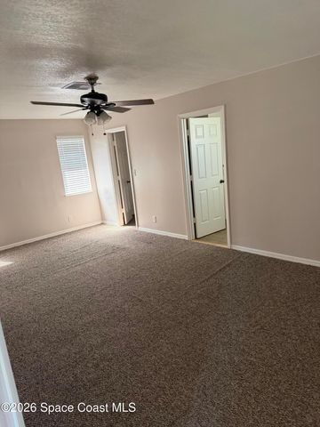 450 Columbus Street, Sebastian, FL 32958