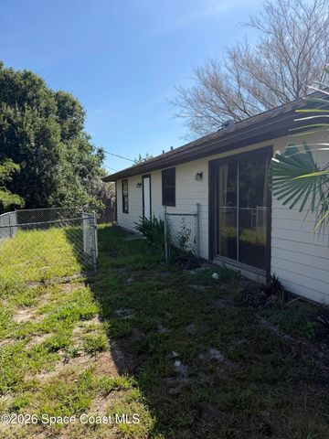 450 Columbus Street, Sebastian, FL 32958