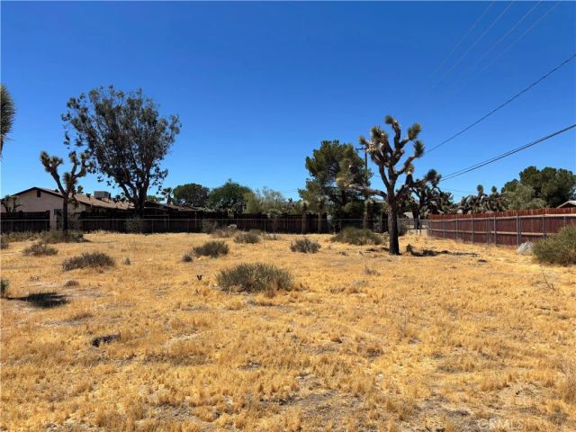 4321 Avalon, Yucca Valley, CA 92284