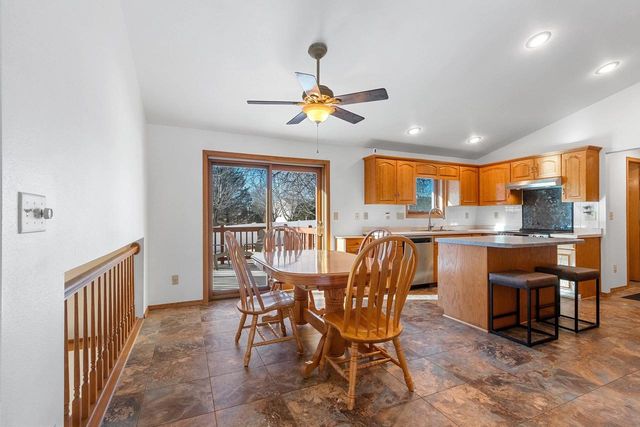 N349 FIELDSIDE LANE, Appleton, WI 54915