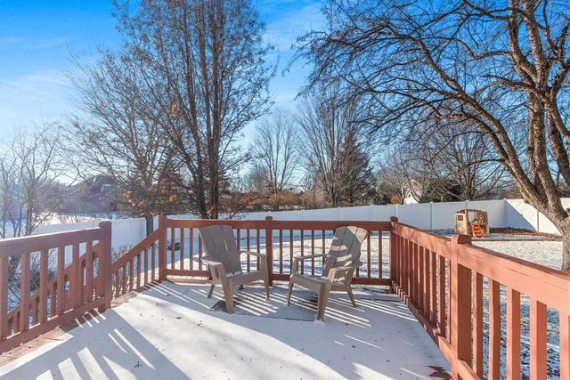 N349 FIELDSIDE LANE, Appleton, WI 54915