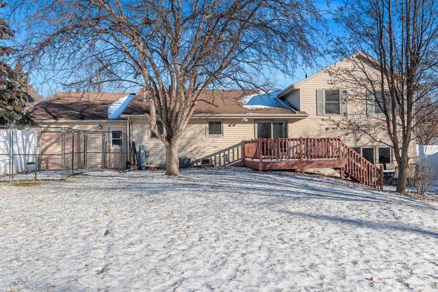 N349 FIELDSIDE LANE, Appleton, WI 54915
