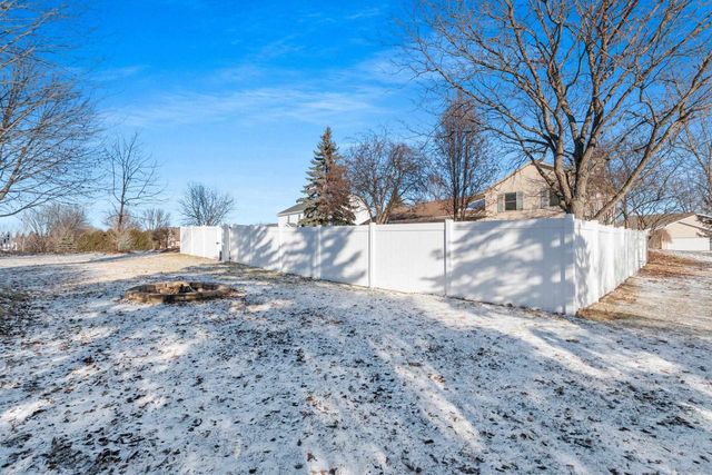 N349 FIELDSIDE LANE, Appleton, WI 54915