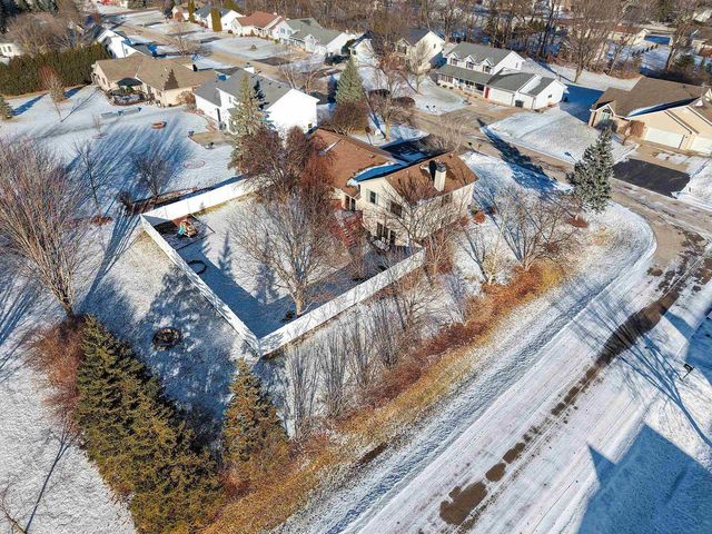 N349 FIELDSIDE LANE, Appleton, WI 54915