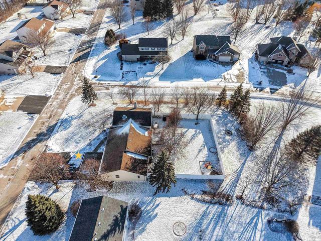 N349 FIELDSIDE LANE, Appleton, WI 54915