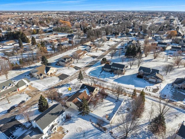 N349 FIELDSIDE LANE, Appleton, WI 54915