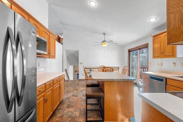 N349 FIELDSIDE LANE, Appleton, WI 54915