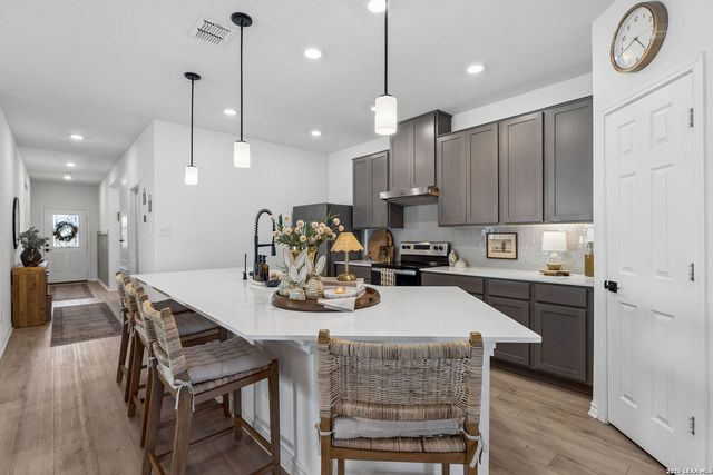 235 W GRANITE SHORES DR, Boerne, TX 78006