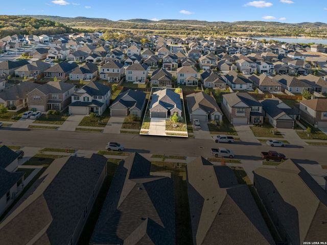 235 W GRANITE SHORES DR, Boerne, TX 78006