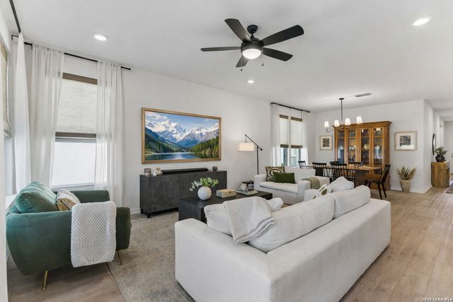 235 W GRANITE SHORES DR, Boerne, TX 78006