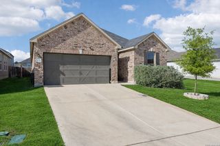 235 W GRANITE SHORES DR, Boerne, TX 78006
