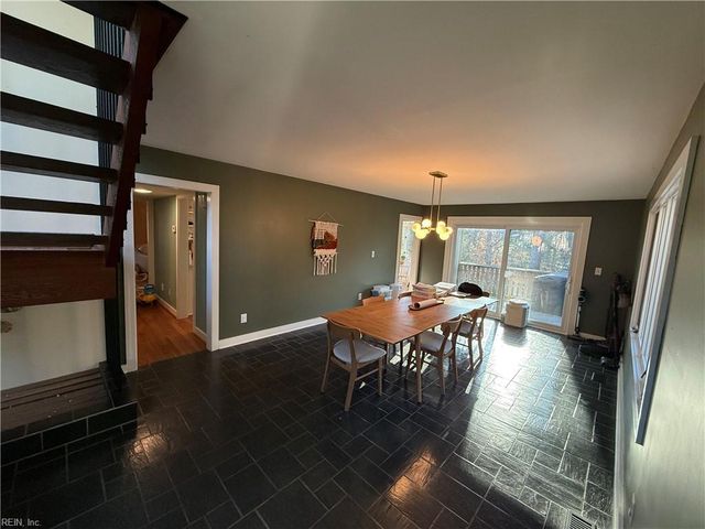 1211 Scottland TER, Newport News, VA 23606