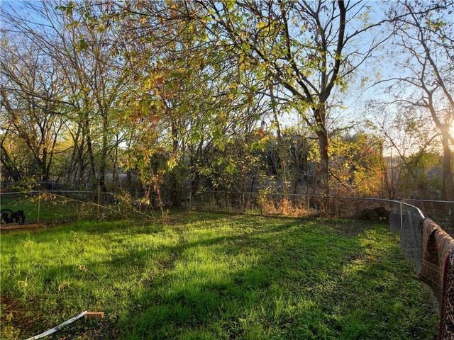 5401 Spring Meadow RD B, Austin, TX 78744