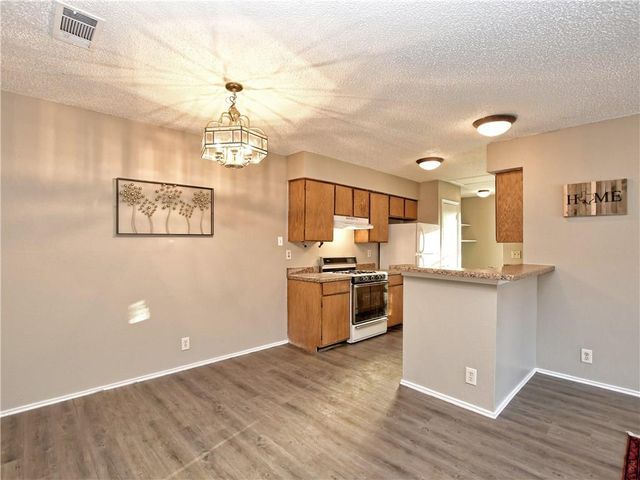5401 Spring Meadow RD B, Austin, TX 78744