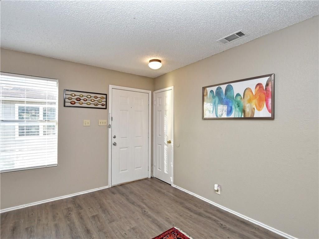 5401 Spring Meadow RD B, Austin, TX 78744