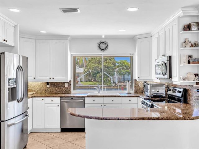2800 NE 55th Street, Fort Lauderdale, FL 33308