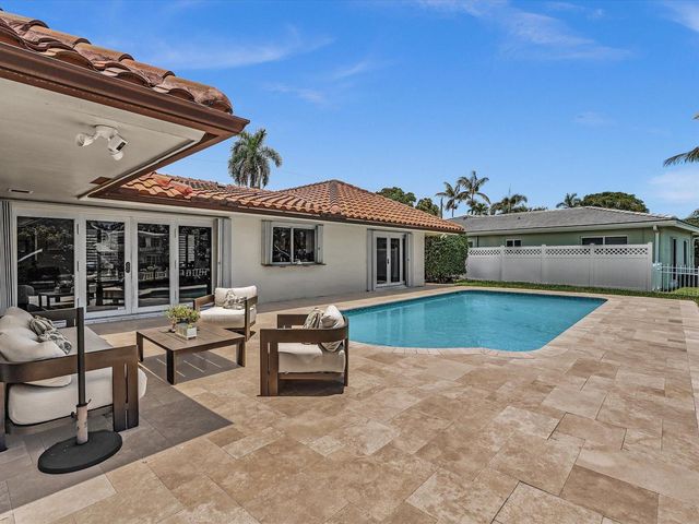 2800 NE 55th Street, Fort Lauderdale, FL 33308