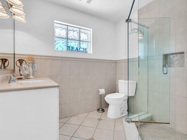 2800 NE 55th Street, Fort Lauderdale, FL 33308
