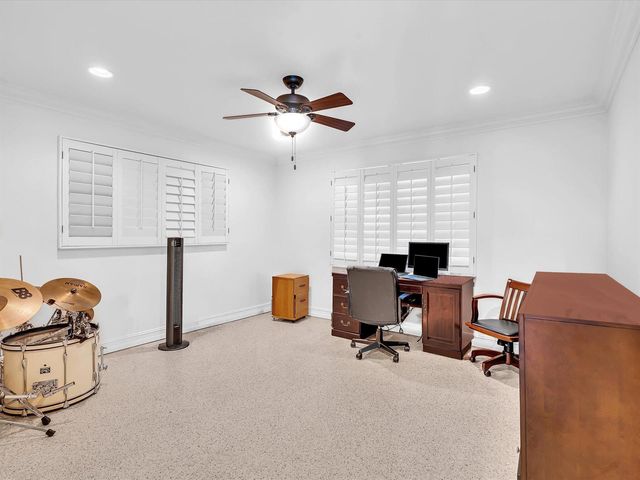 2800 NE 55th Street, Fort Lauderdale, FL 33308