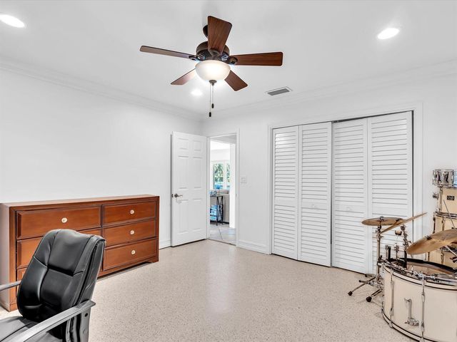 2800 NE 55th Street, Fort Lauderdale, FL 33308