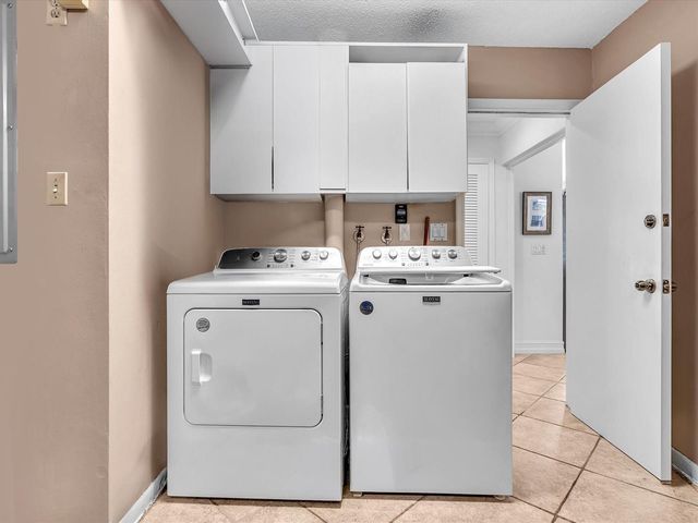 2800 NE 55th Street, Fort Lauderdale, FL 33308