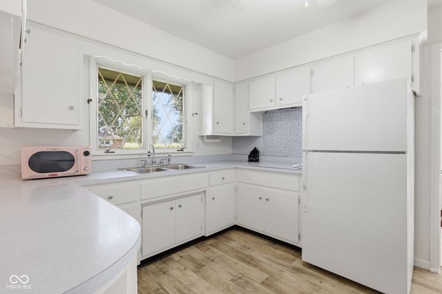 2020 S Winding Way, Anderson, IN 46011
