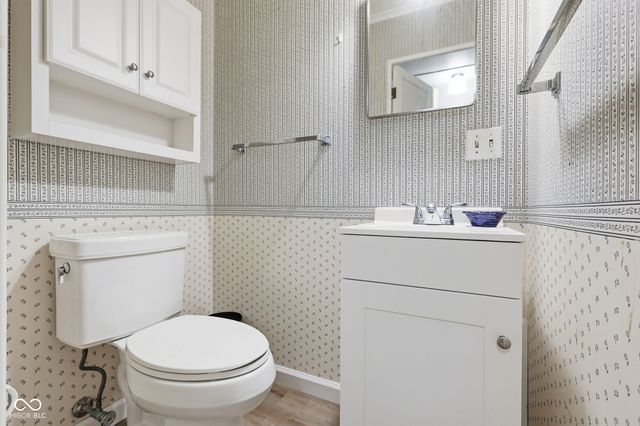 2020 S Winding Way, Anderson, IN 46011