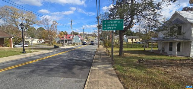 276 MAIN ST, Stanardsville, VA 22973