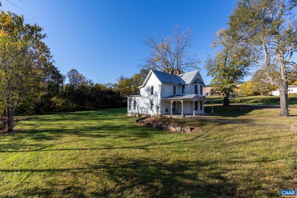 276 MAIN ST, Stanardsville, VA 22973