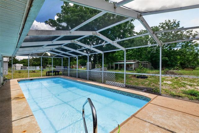 3200 WINDY HILL ROAD, Haines City, FL 33844