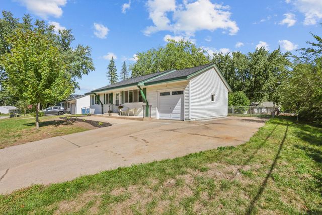 248 Galaxy Drive, Circle Pines, MN 55014