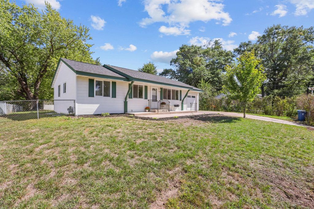 248 Galaxy Drive, Circle Pines, MN 55014 — photo 3