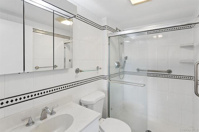 230 W Broadway 713, Long Beach, NY 11561