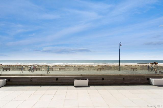230 W Broadway 713, Long Beach, NY 11561