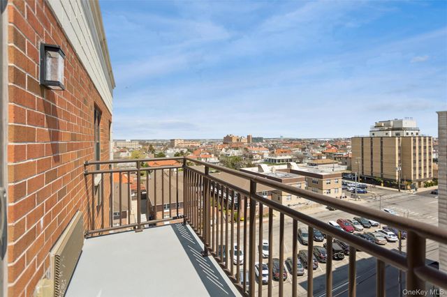 230 W Broadway 713, Long Beach, NY 11561