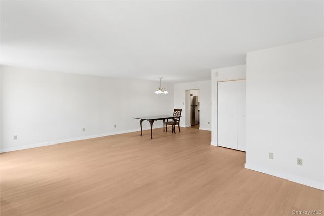 230 W Broadway 713, Long Beach, NY 11561