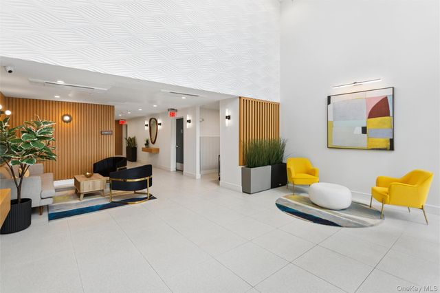 230 W Broadway 713, Long Beach, NY 11561