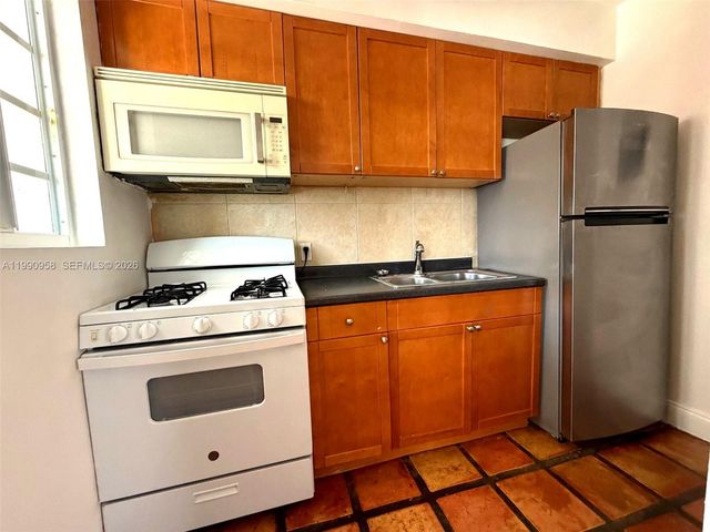 609 76th st, Miami Beach, FL 33141