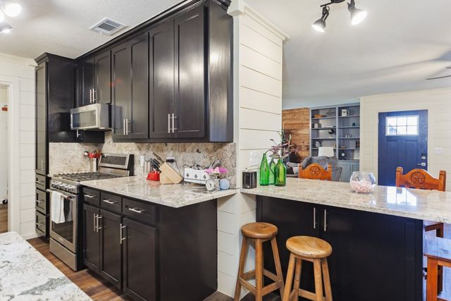 513 Patterson Street, Bowie, TX 76230