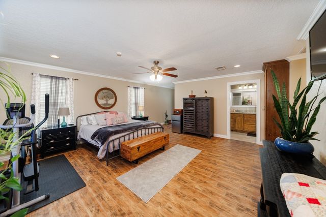 513 Patterson Street, Bowie, TX 76230