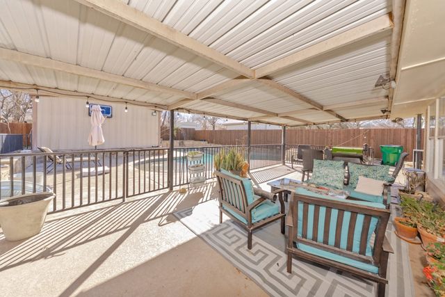 513 Patterson Street, Bowie, TX 76230