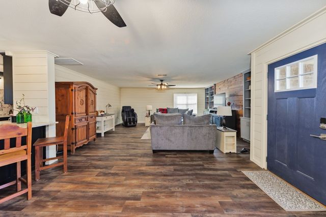 513 Patterson Street, Bowie, TX 76230